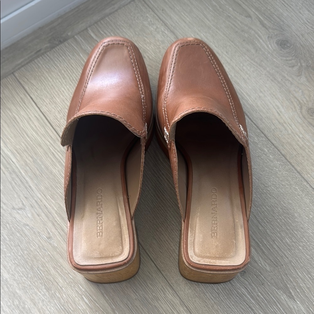 Women’s Brown Leather Slip-On Shoes - Picture 5 of 10